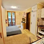 Apt.c101 Apartament *